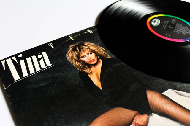 Tina Turner sells music catalogue